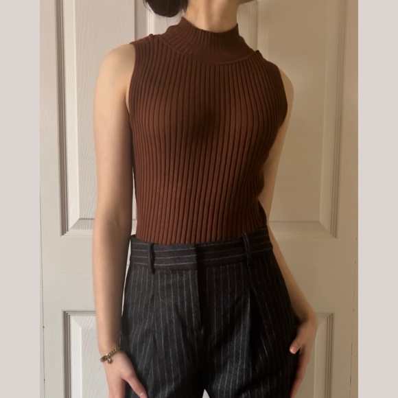 Burgundy Ribbed Sweater Tank Top with Collar by Ophelia Roe, Women’s size S - Picture 1 of 6
